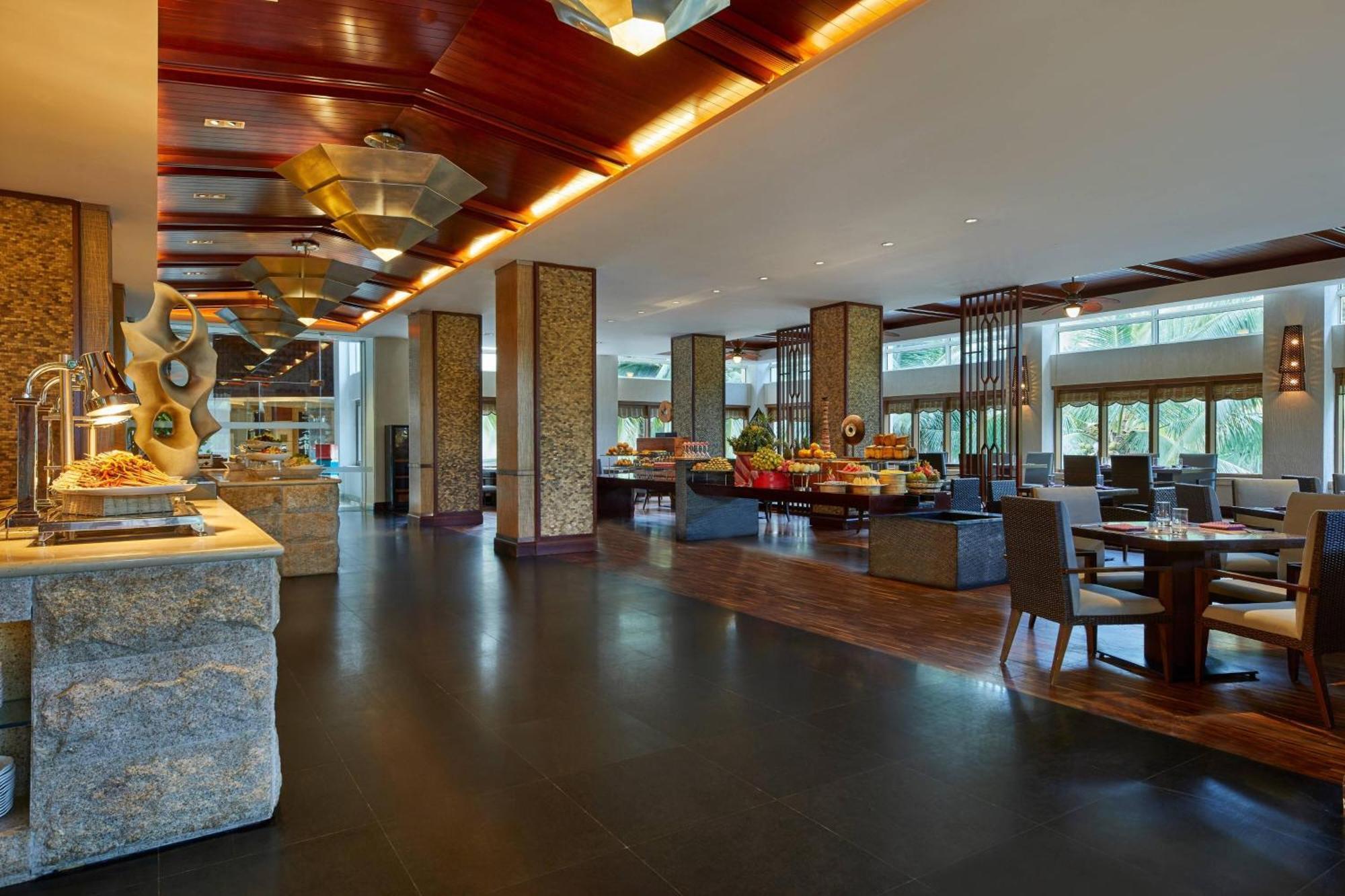 Four Points By Sheraton Shenzhou Peninsula Resort Wanning Εξωτερικό φωτογραφία